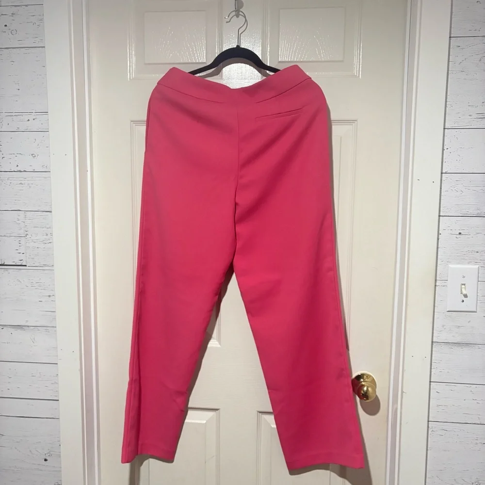 Pink pants. - Picture 2 of 3